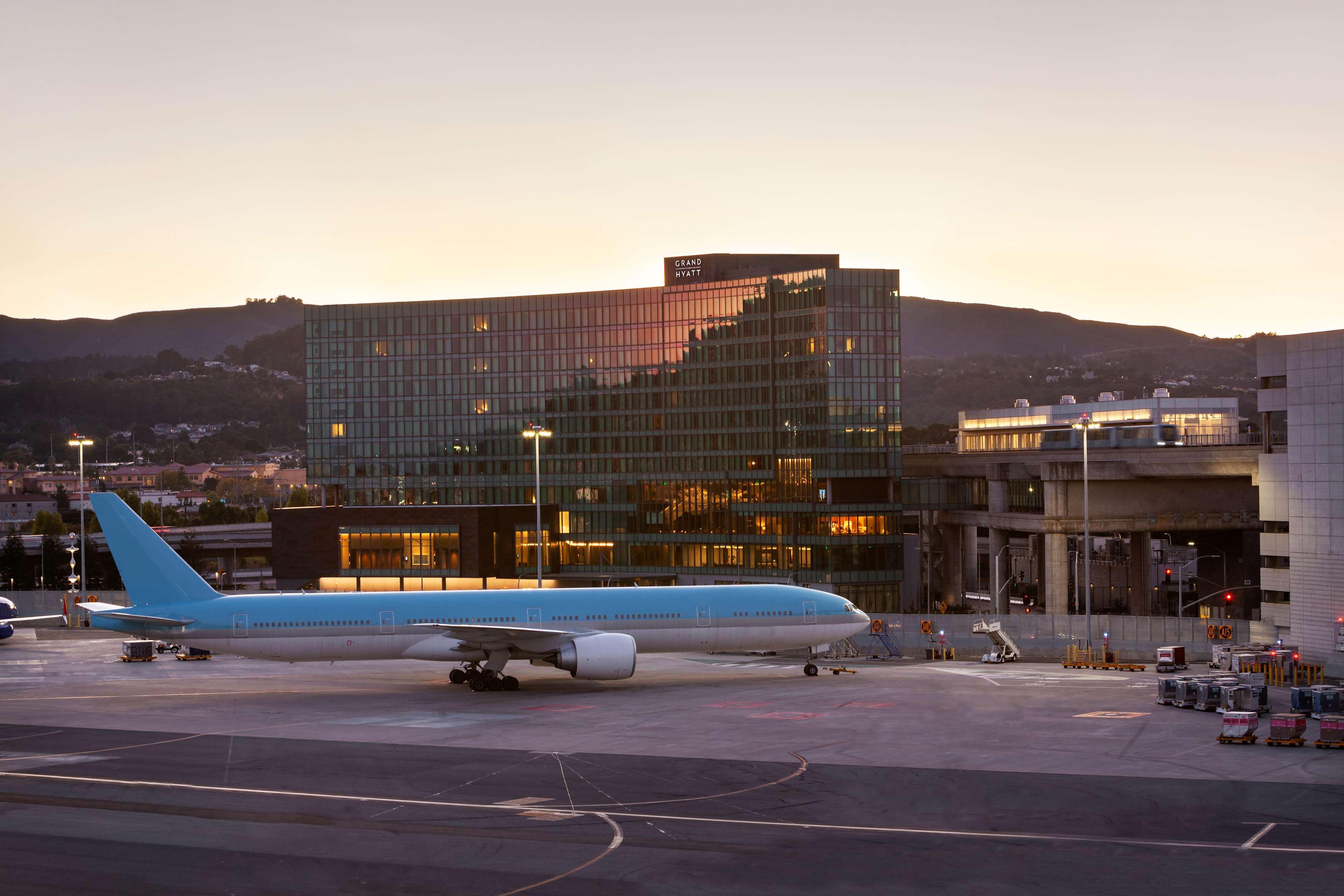 Grand Hyatt At Sfo Hotel Millbrae Exterior photo